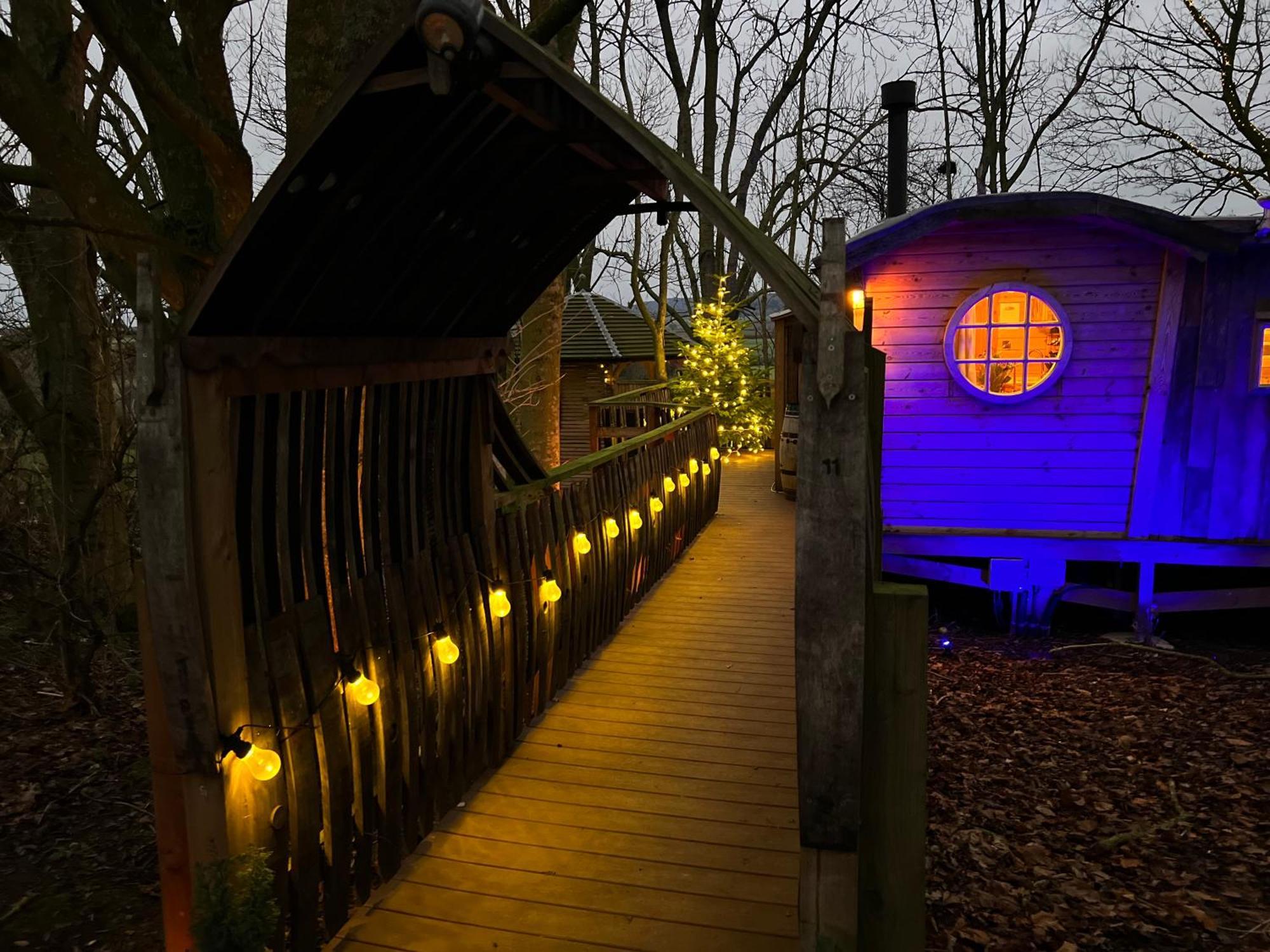 Burtree Country House, Tipi'S, Treehouse & Lodge & House Rooms With Hot Tubs In A Private Garden Thirsk Exterior foto