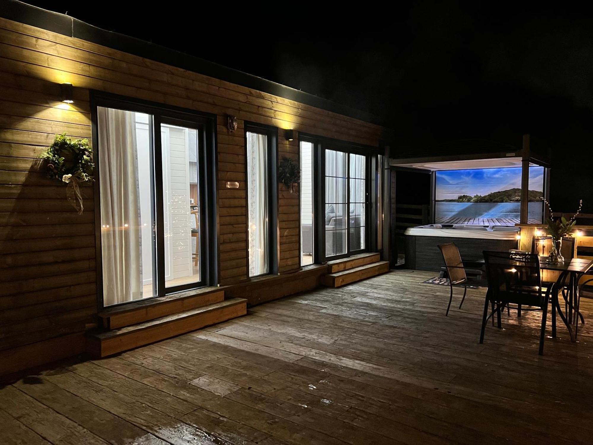 Burtree Country House, Tipi'S, Treehouse & Lodge & House Rooms With Hot Tubs In A Private Garden Thirsk Exterior foto