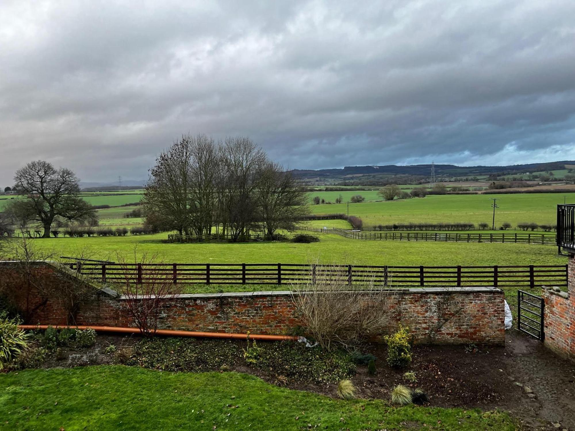 Burtree Country House, Tipi'S, Treehouse & Lodge & House Rooms With Hot Tubs In A Private Garden Thirsk Exterior foto